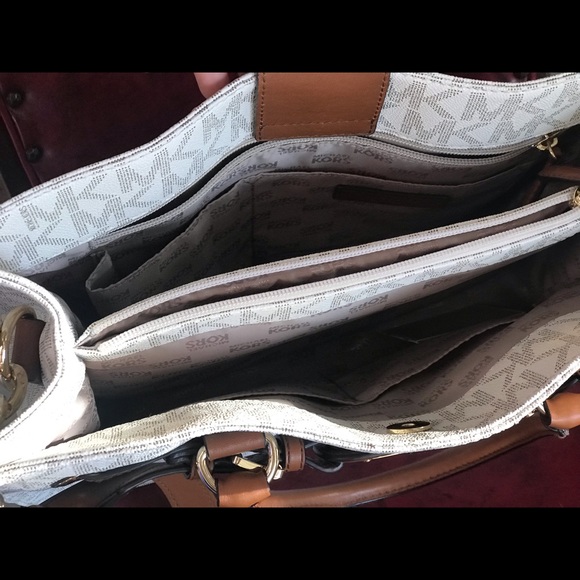 MK Hamilton large signature MK east west tote - Picture 5 of 7